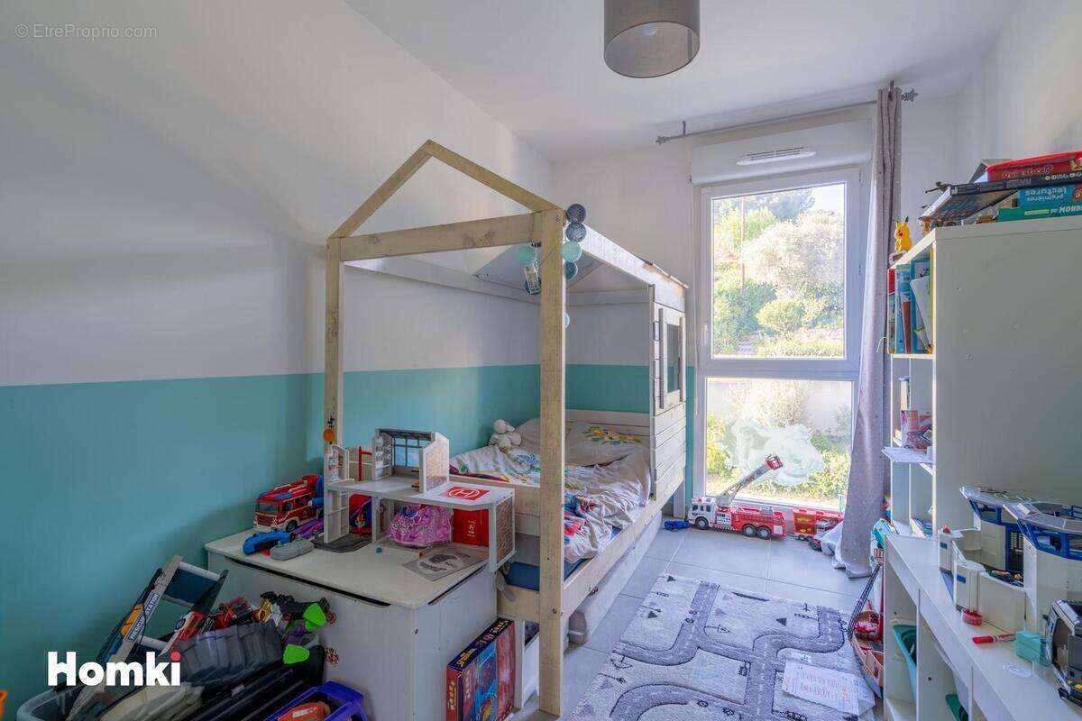 Appartement à MARSEILLE-13E