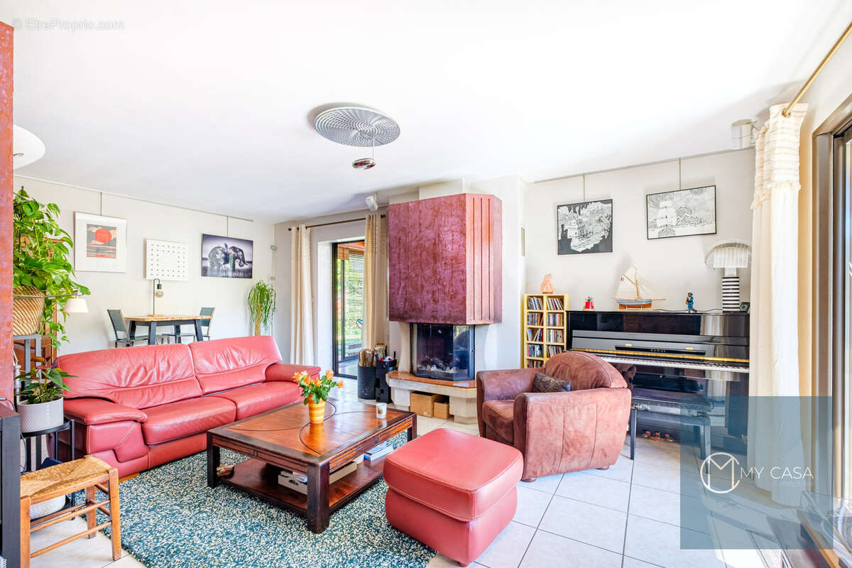 Maison à RILLIEUX-LA-PAPE