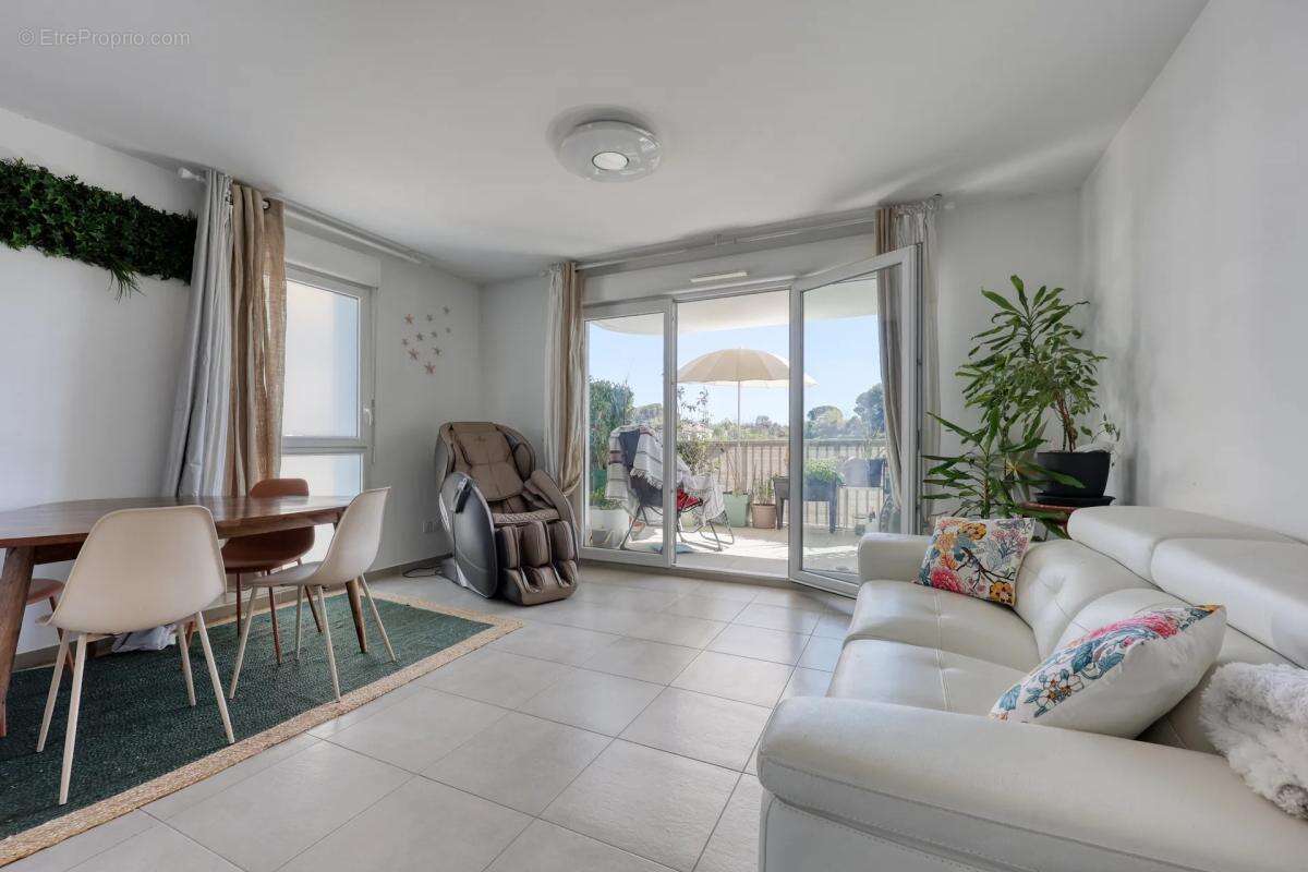Appartement à MARSEILLE-14E
