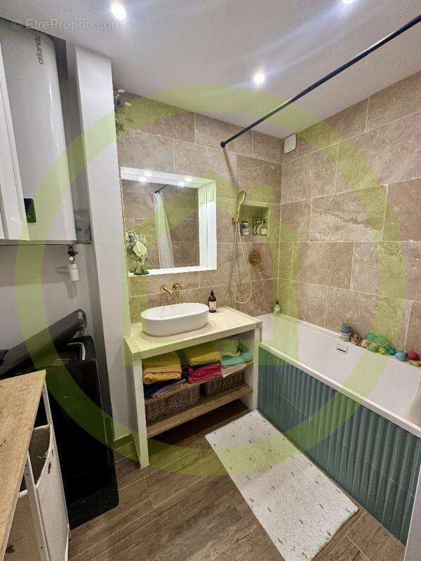 Appartement à MARSEILLE-9E