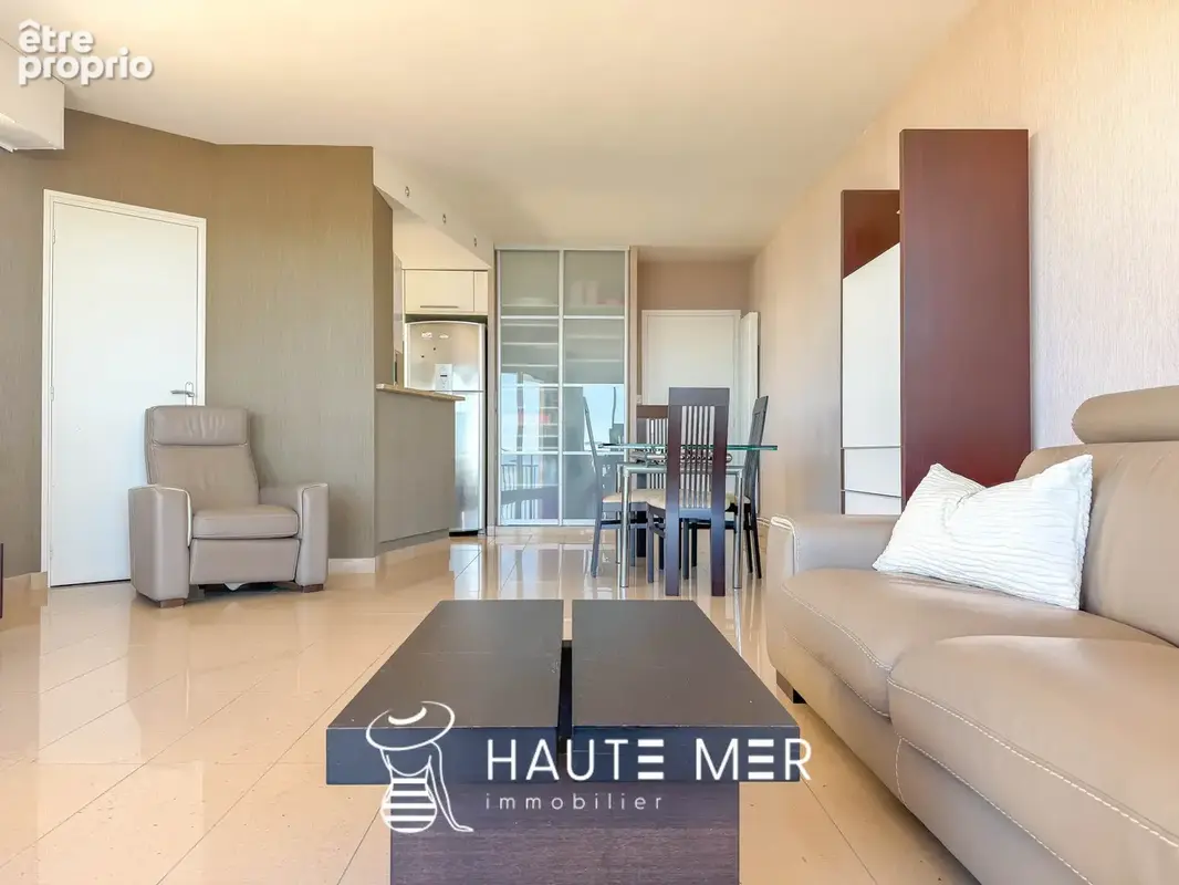 CORAUX - Large vue sur mer pour cet appartement T3 - photo 5