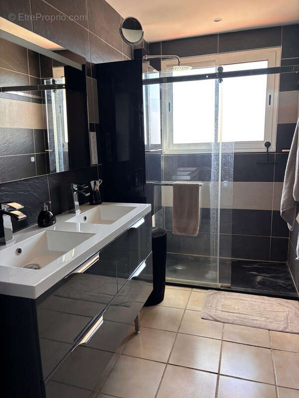 Maison à VILLENEUVE-DE-LA-RAHO