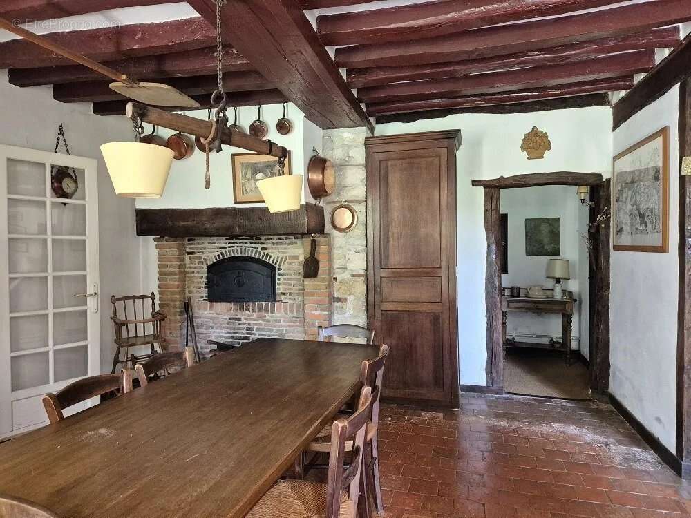 Maison à BOISCOMMUN