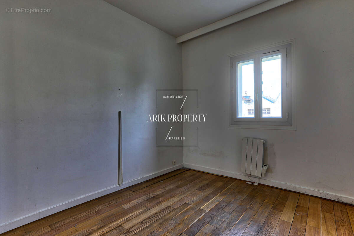 Appartement à CHARENTON-LE-PONT