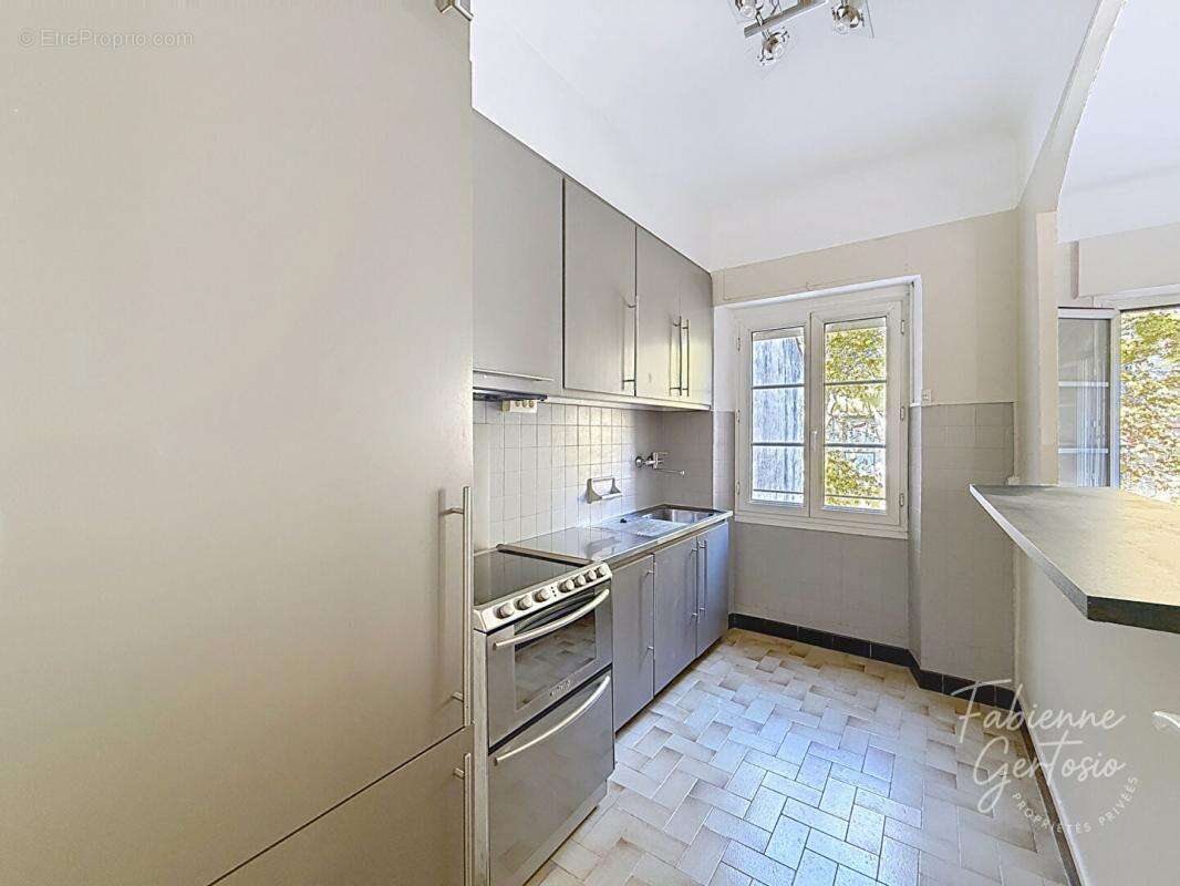 Appartement à HYERES