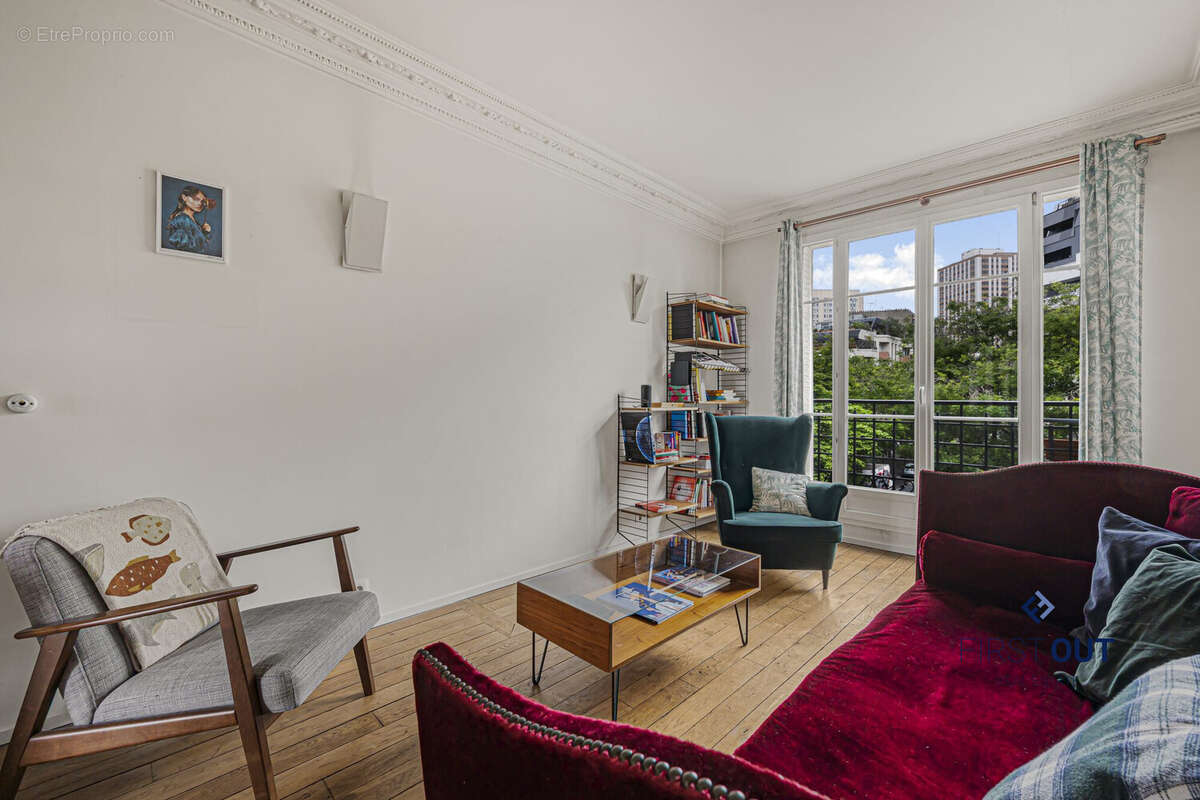 Appartement à PARIS-20E