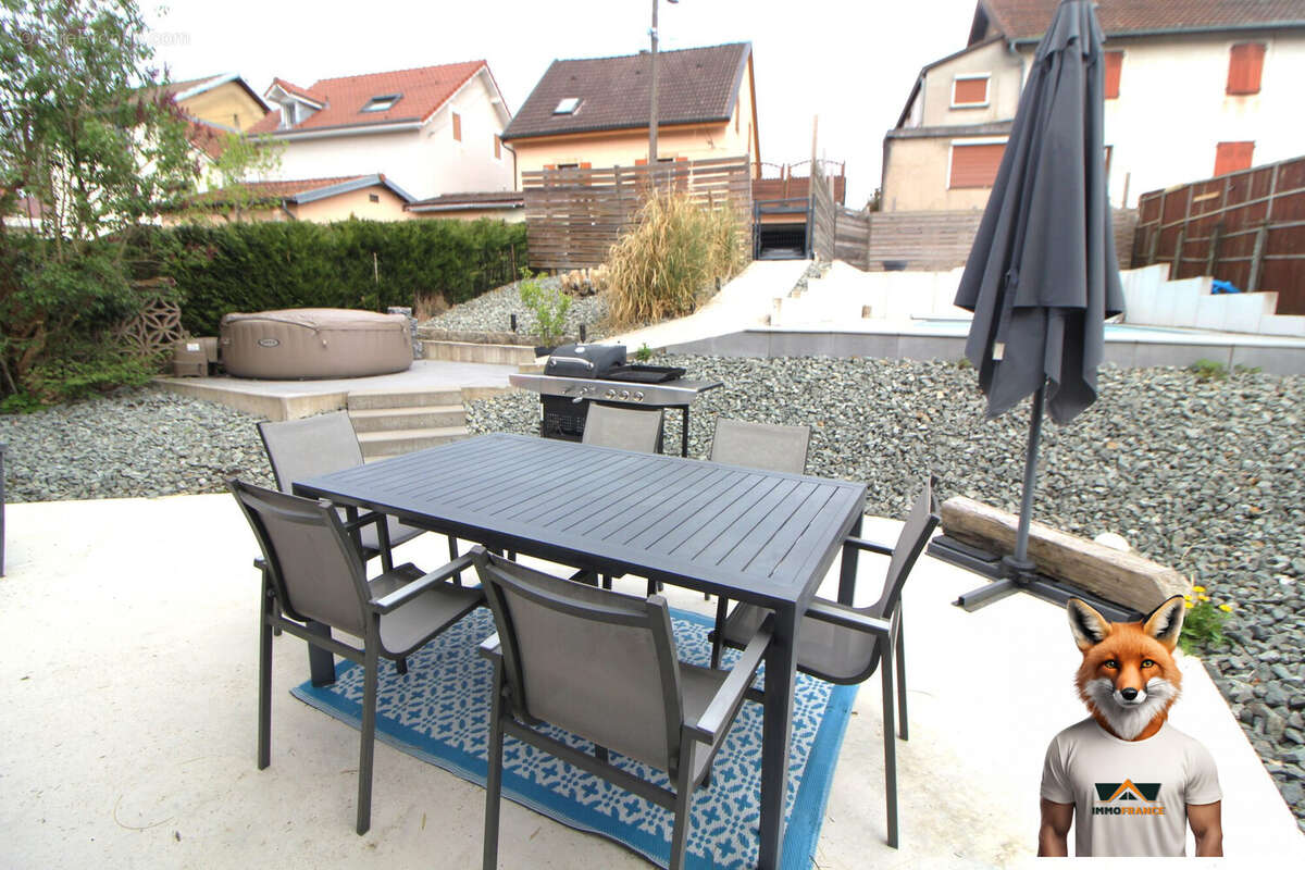 Maison à BADEVEL