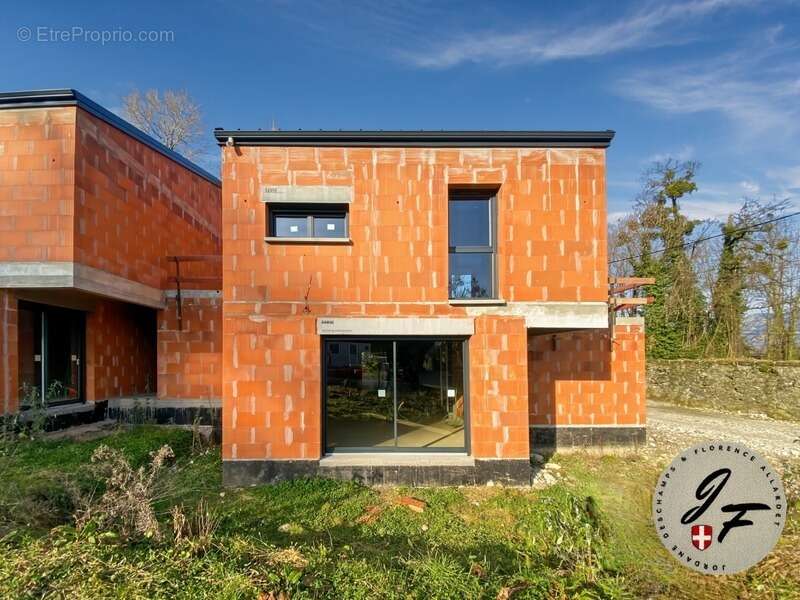 Maison à LA MOTTE-SERVOLEX