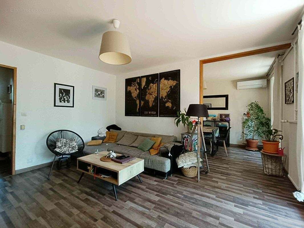 Appartement Istres 4 pièce(s) 90 m2 avec Balcon ET CAVE - photo 3