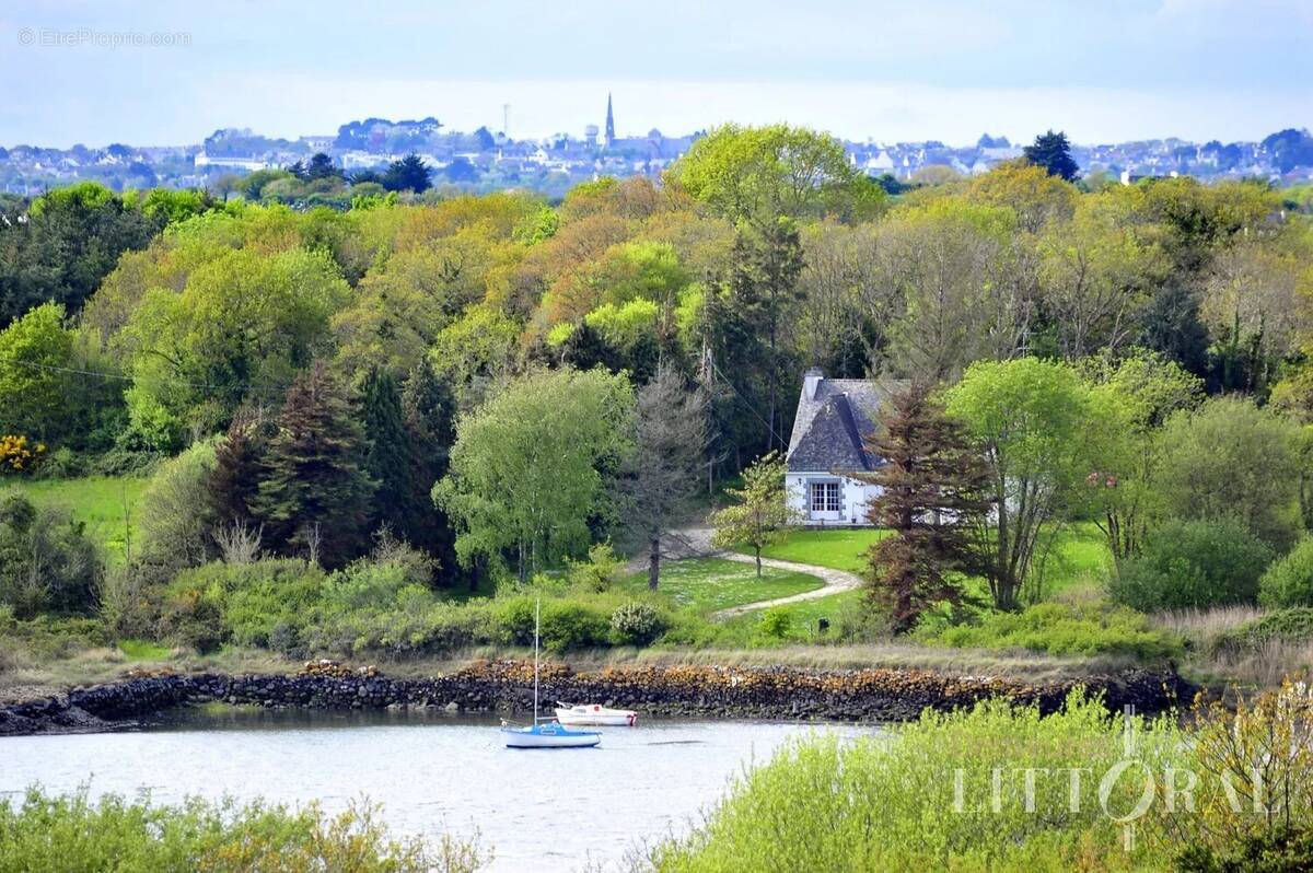 Maison à LOGONNA-DAOULAS