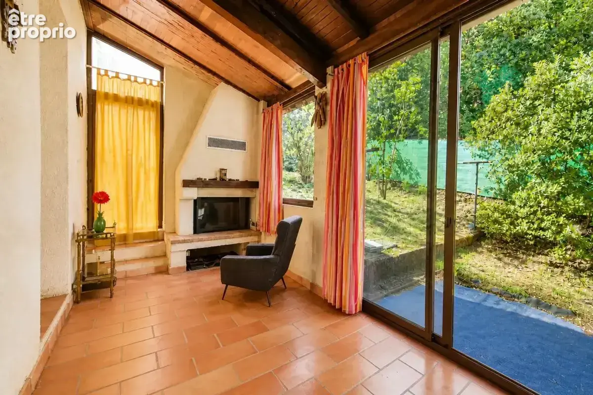 Maison de 8 pièces de 169 m² à Saint-Pons-de-Thomières - photo 7