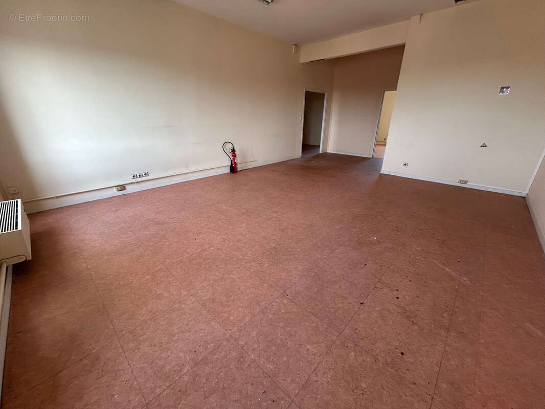 Commerce à CHAUMONT