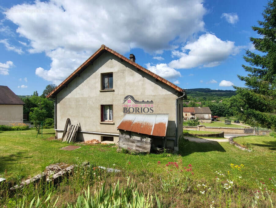 Maison à PARIS-L&#039;HOPITAL