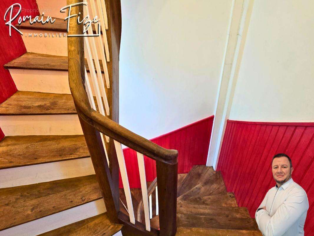 Commerce à COURTILS