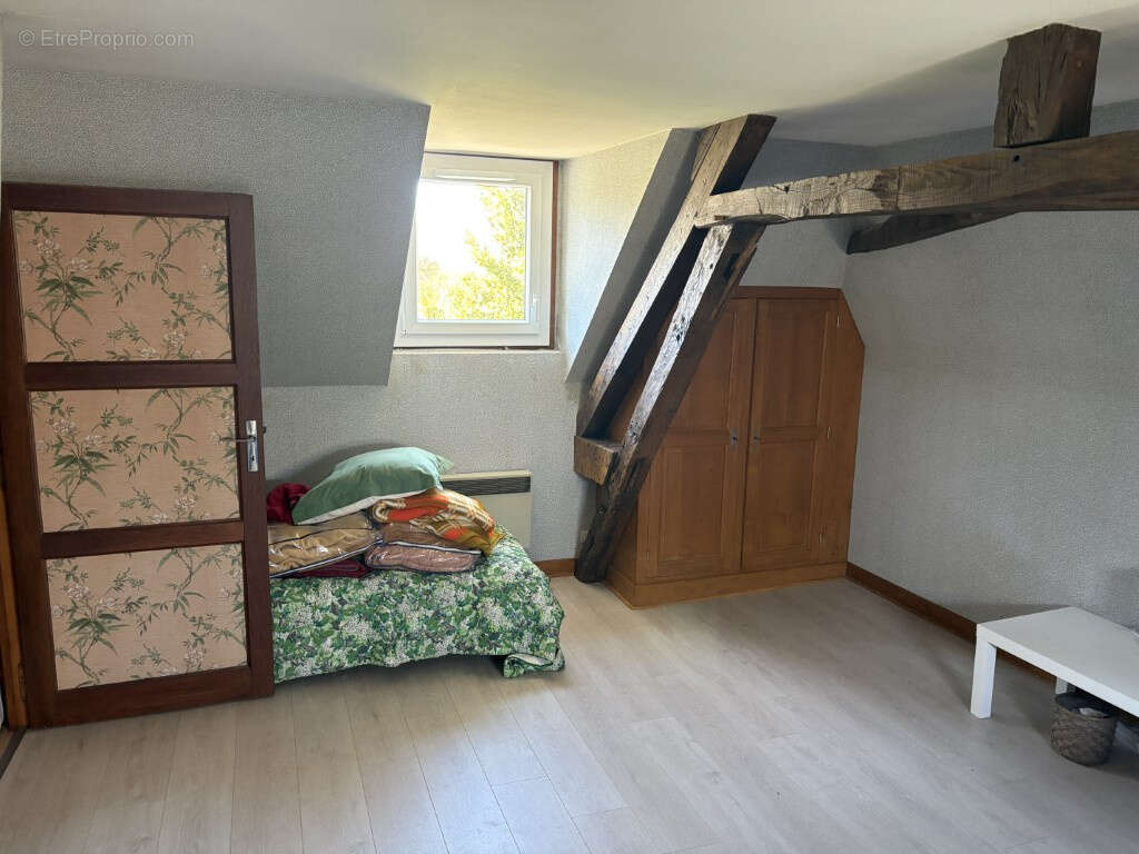 Maison à ARNAC-POMPADOUR