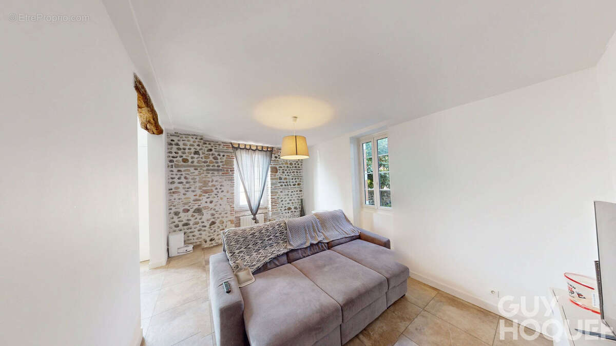 Maison à OS-MARSILLON
