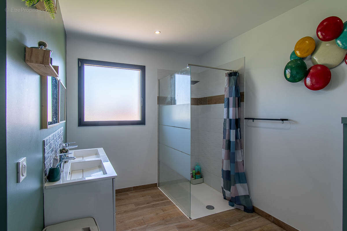 Maison à MERY-SUR-CHER