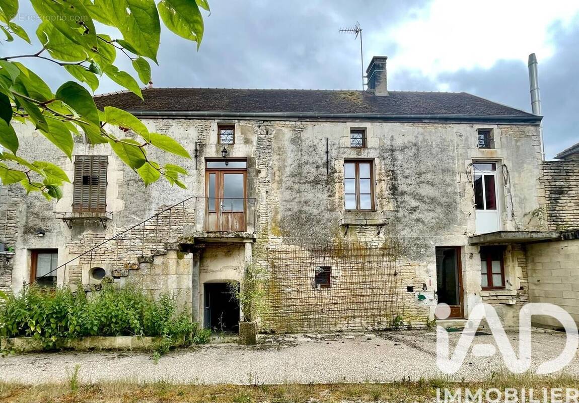 Photo 1 - Maison à ARTHONNAY