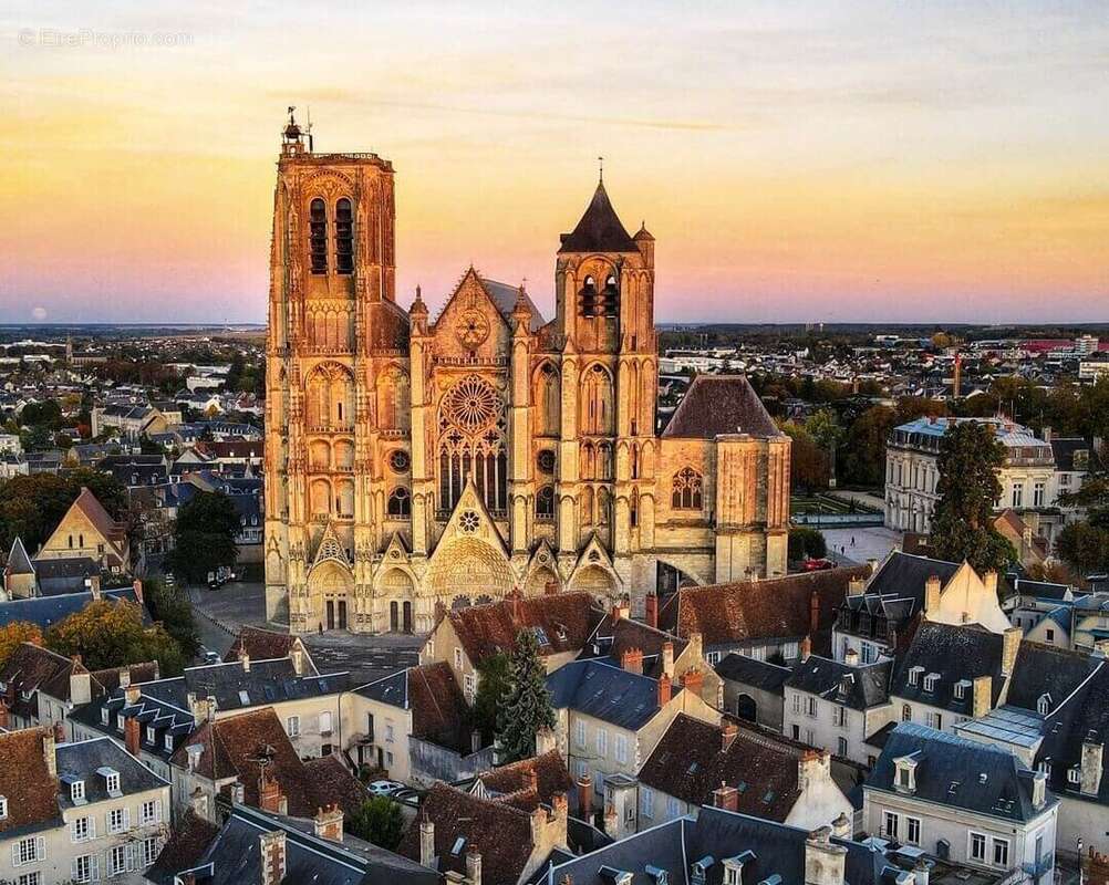 Autre à BOURGES