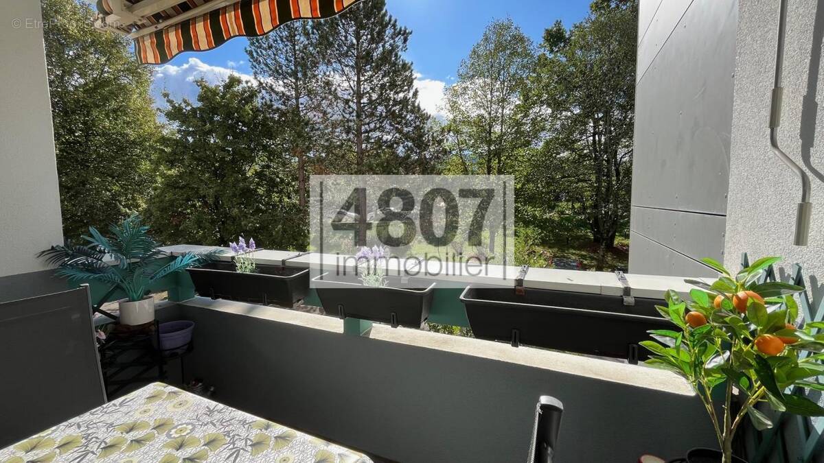 Appartement à SAINT-JULIEN-EN-GENEVOIS