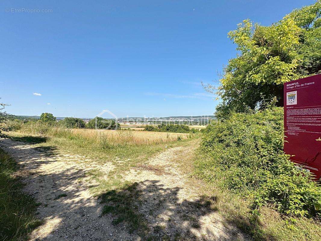 Appartement à BOUAFLE