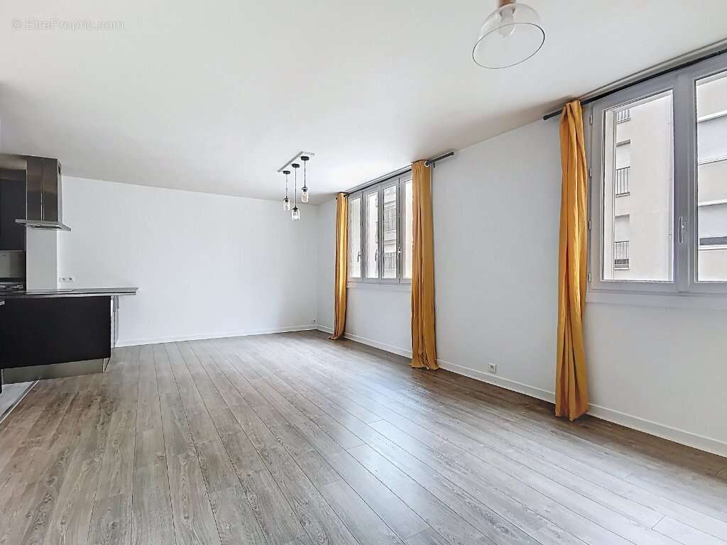 Appartement à VILLEURBANNE