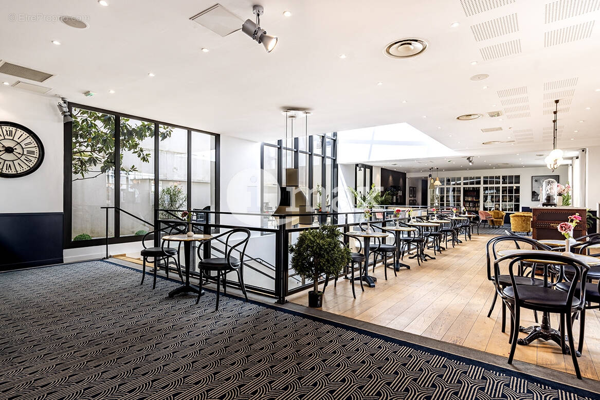 Appartement à LEVALLOIS-PERRET