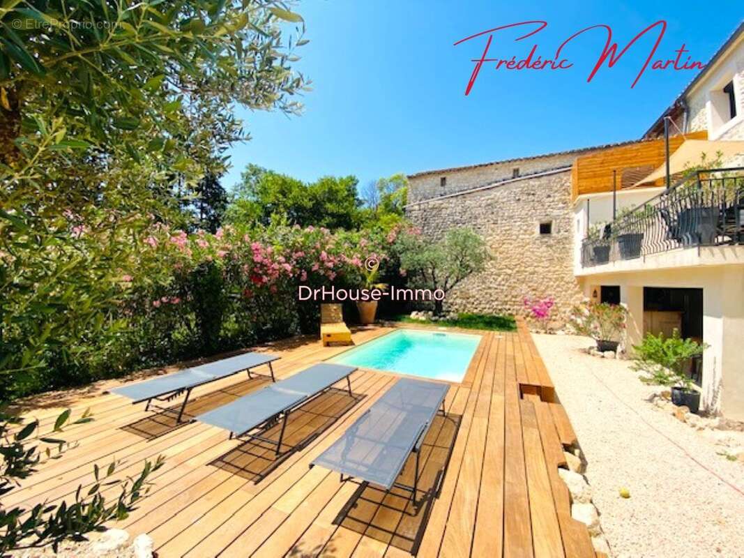Maison 120 m² à Uzes  - photo 2