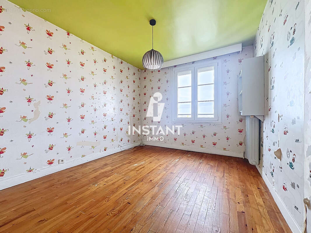 Chambre - Appartement à VITRY-SUR-SEINE