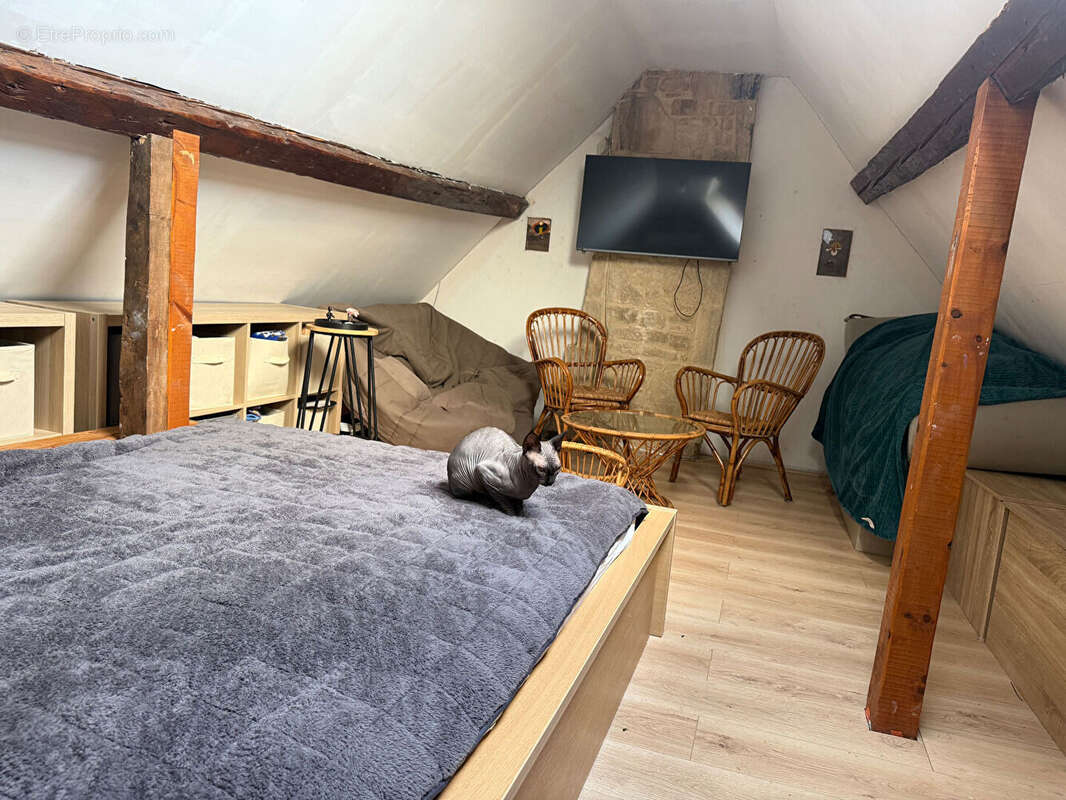 Maison à PERIERS-SUR-LE-DAN