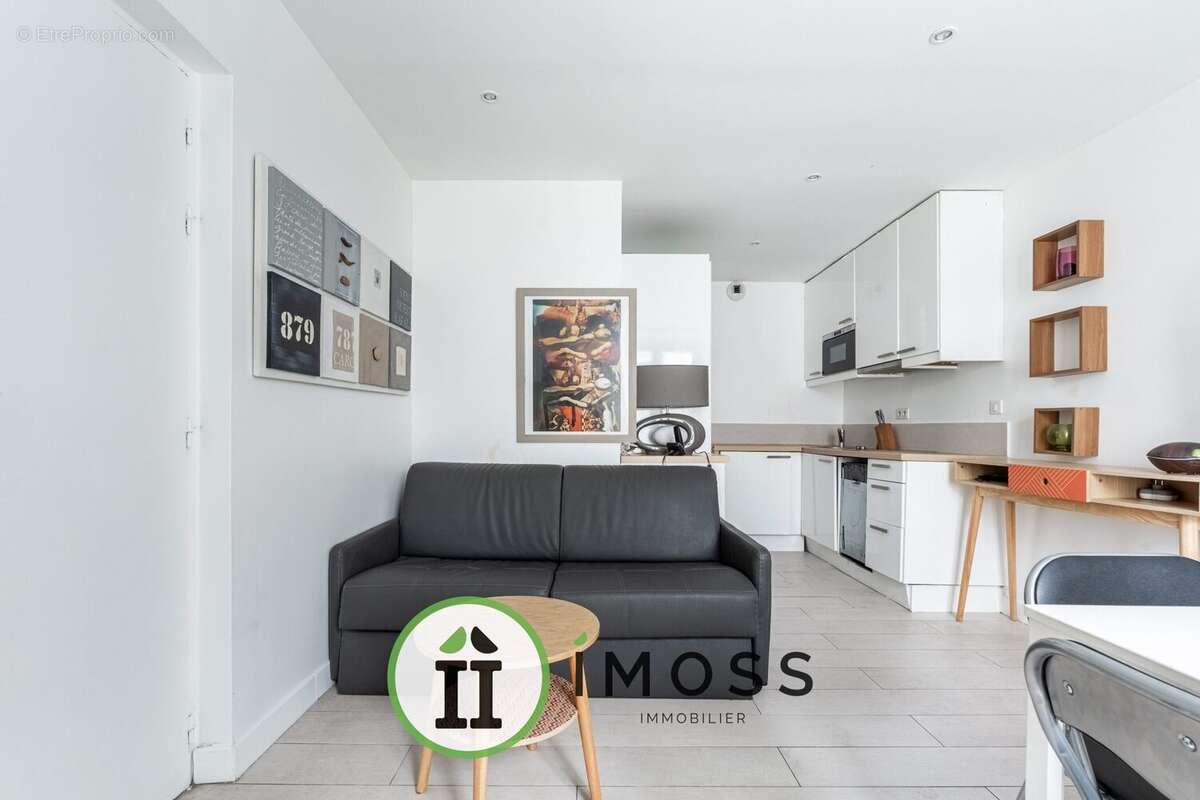 Appartement à PARIS-18E