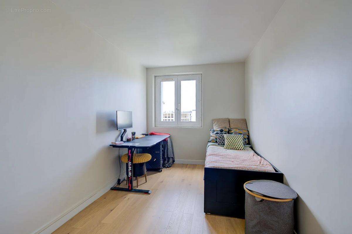 Appartement à NANTERRE