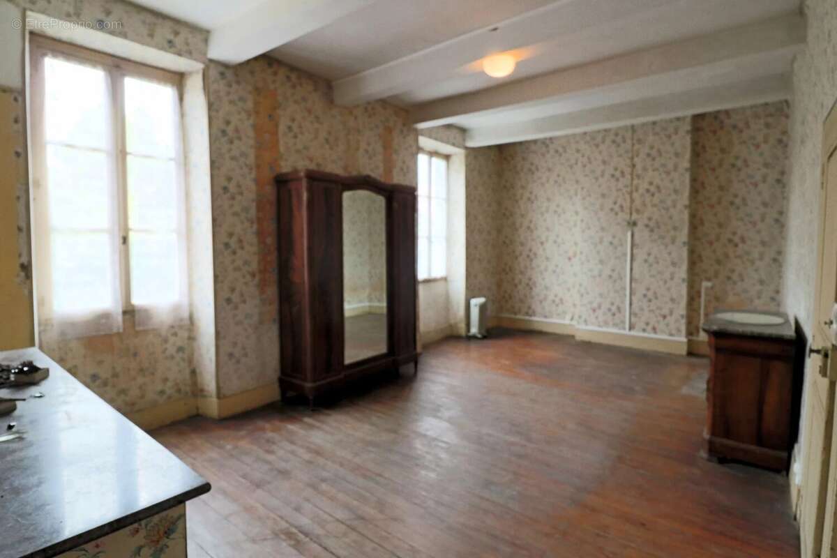 Grande maison de caractère/immeuble de rapport comprenant 7 chambres - photo 16