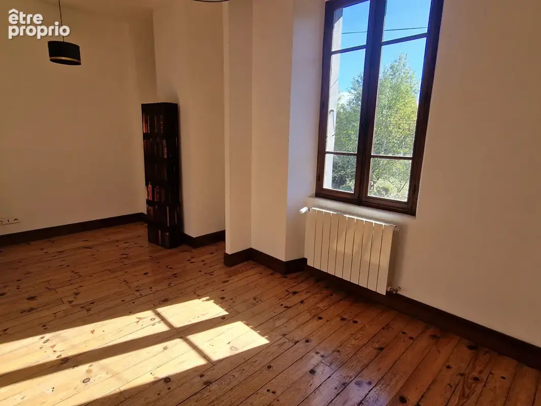 Maison de hameau avec garage et terrain - photo 11