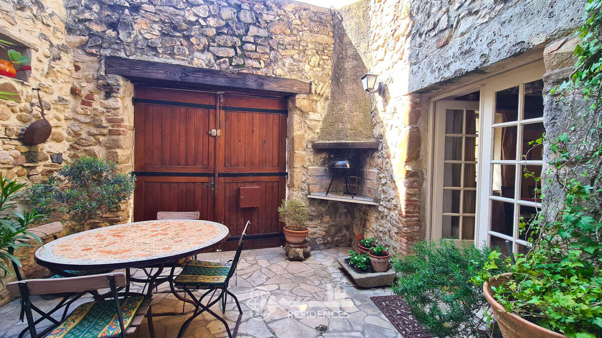 Maison à LA CALMETTE