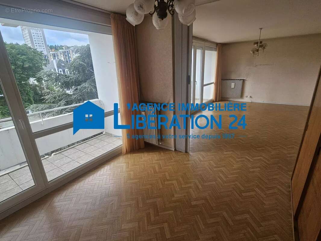 Appartement à SAINT-ETIENNE