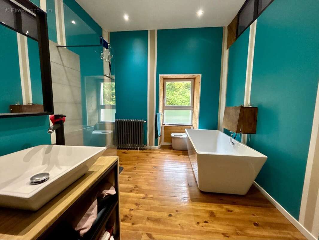 Maison à SAINT-FLORET