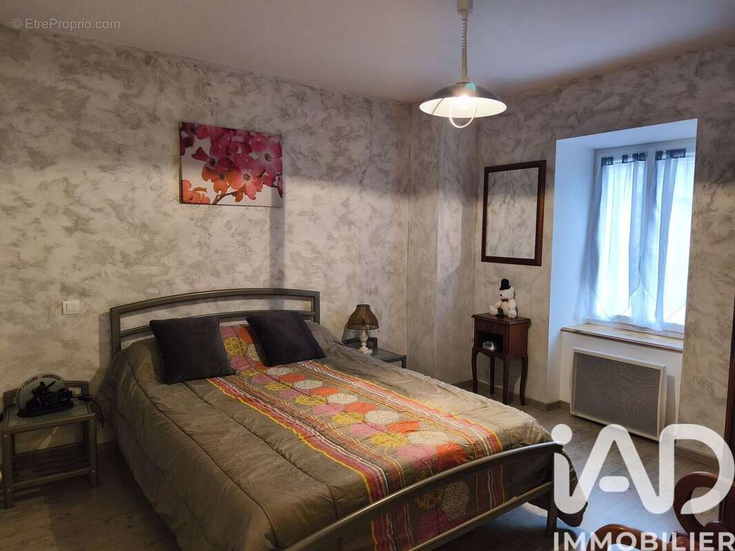 Photo 9 - Maison à CHAMPAGNAT-LE-JEUNE