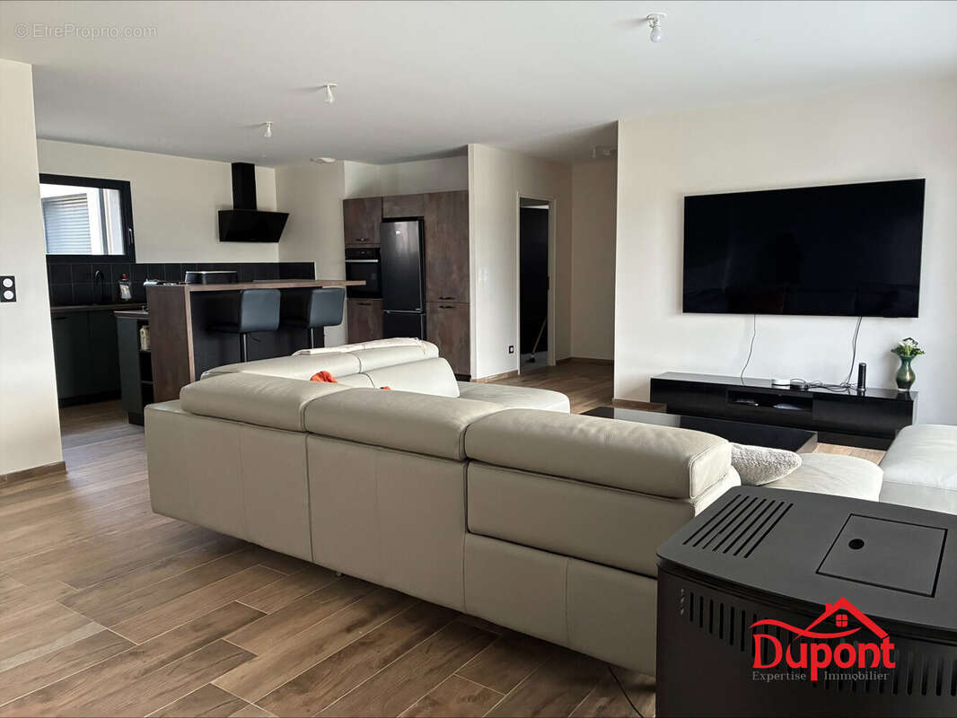 Maison à LA RIVIERE-DE-CORPS