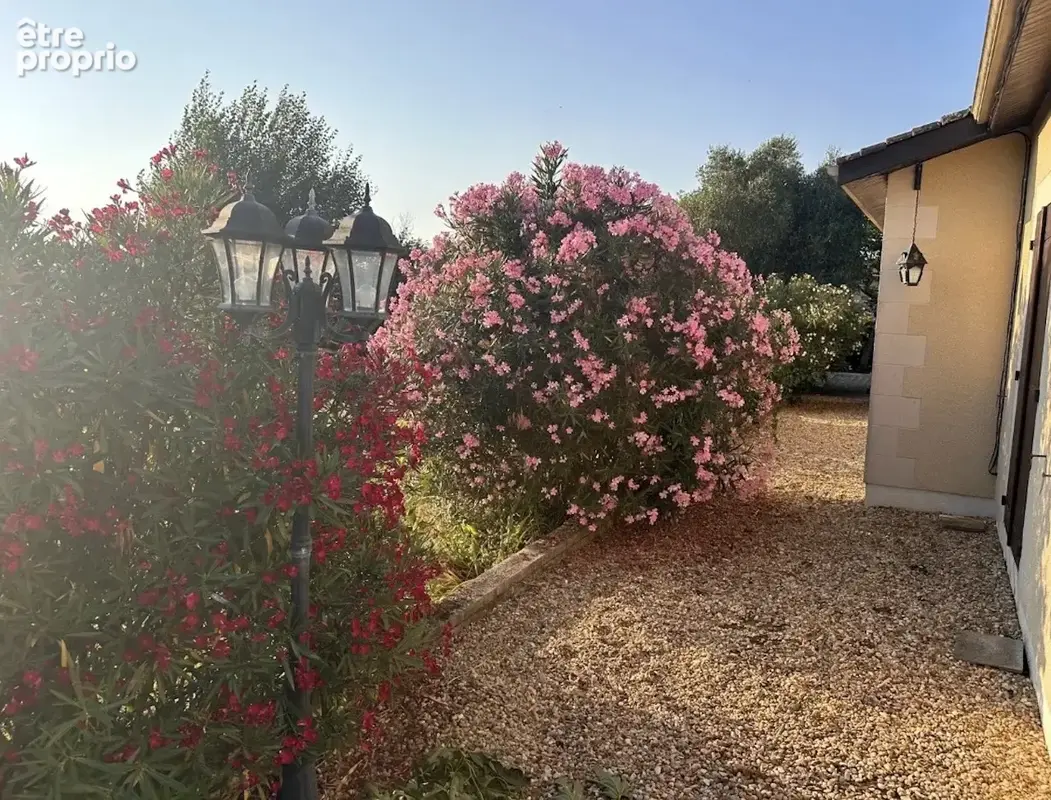 Maison de village avec 4 chambres et piscine au calme - photo 26