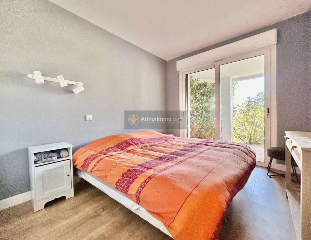 Maison à LES ISSAMBRES