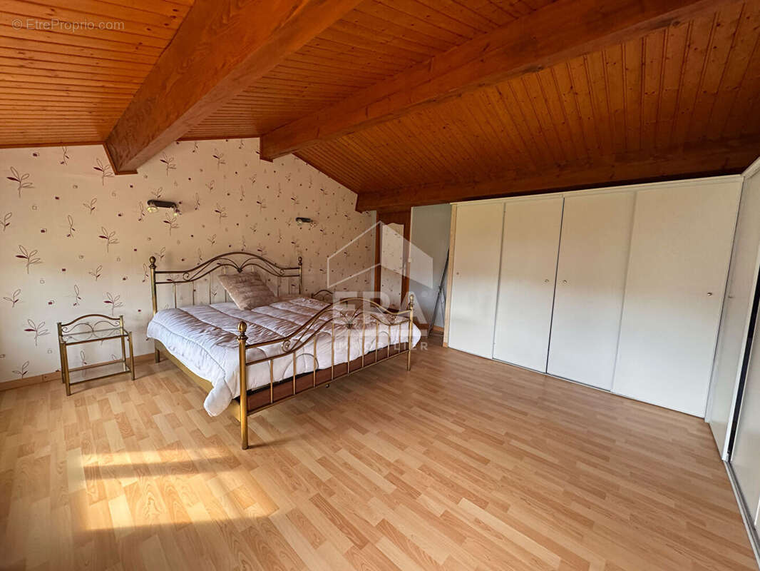Maison à LANSAC