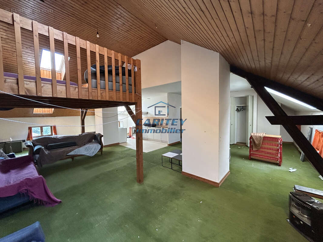 Appartement à LUXEUIL-LES-BAINS