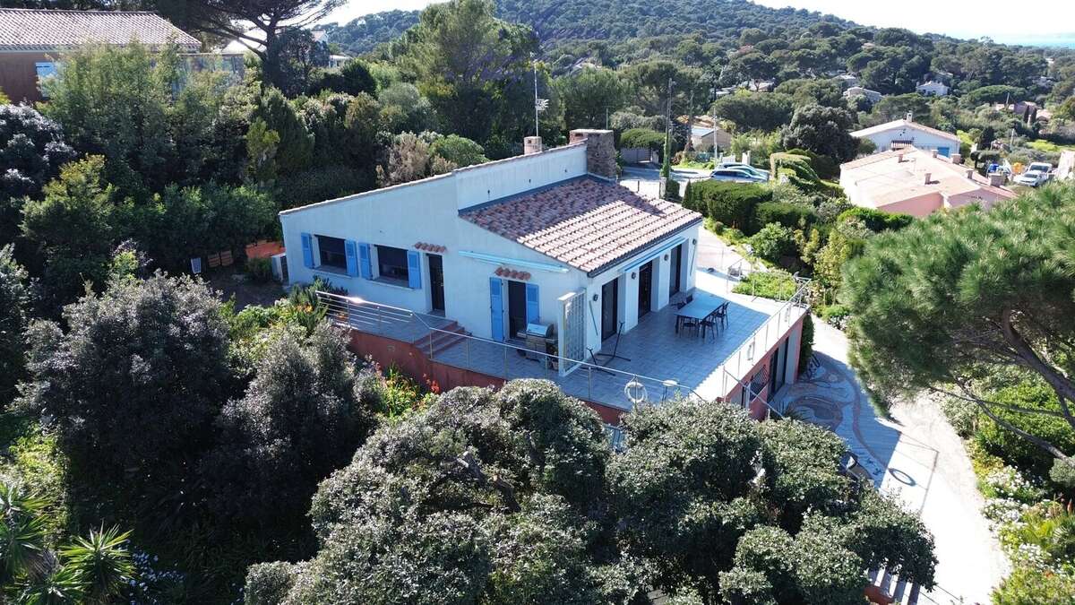 Maison à HYERES