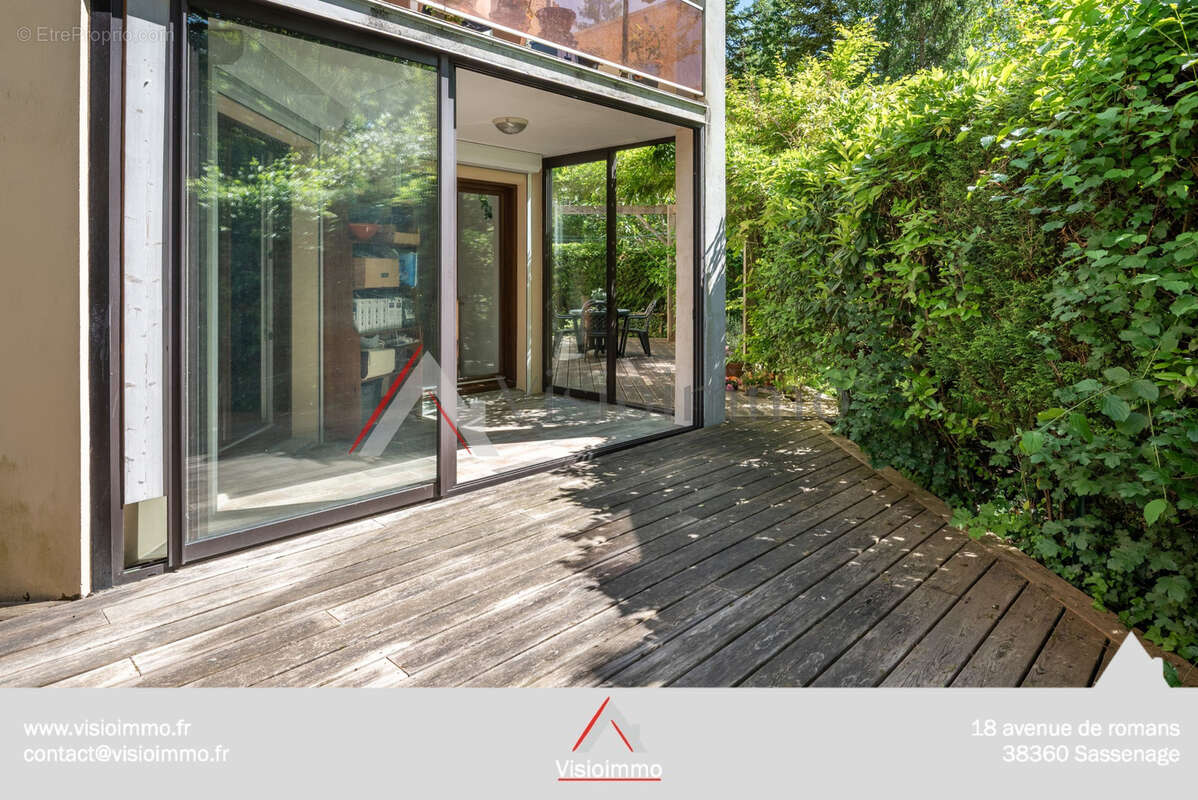 Appartement à MEYLAN