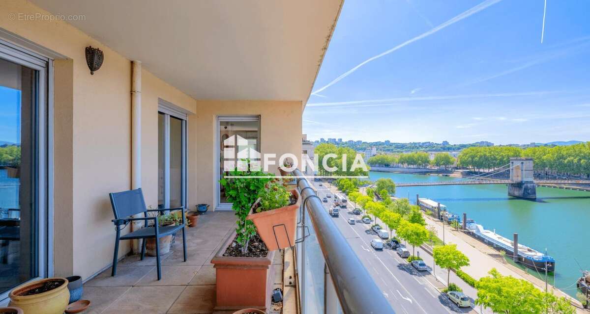 Appartement à LYON-4E