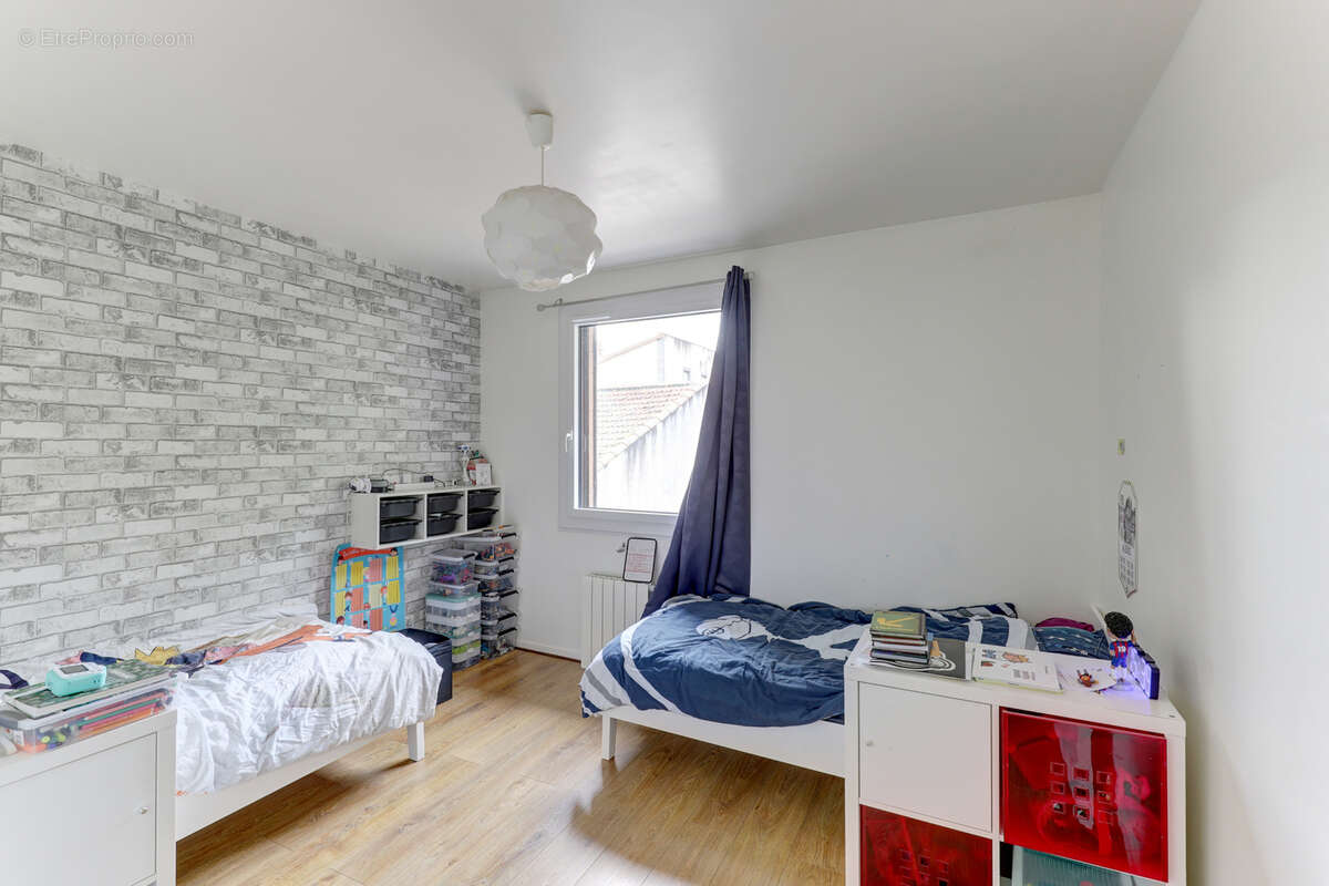 Maison à LA ROCHE-BLANCHE