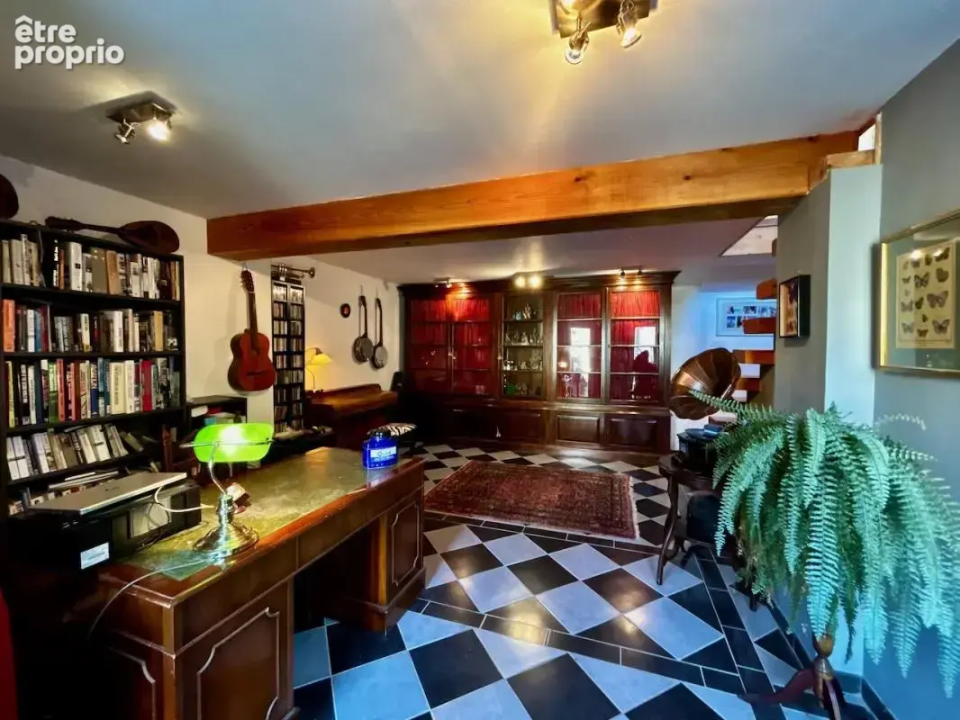 Belle maison en pierre 235m2, 4 chambres, piscine et annexe - photo 7