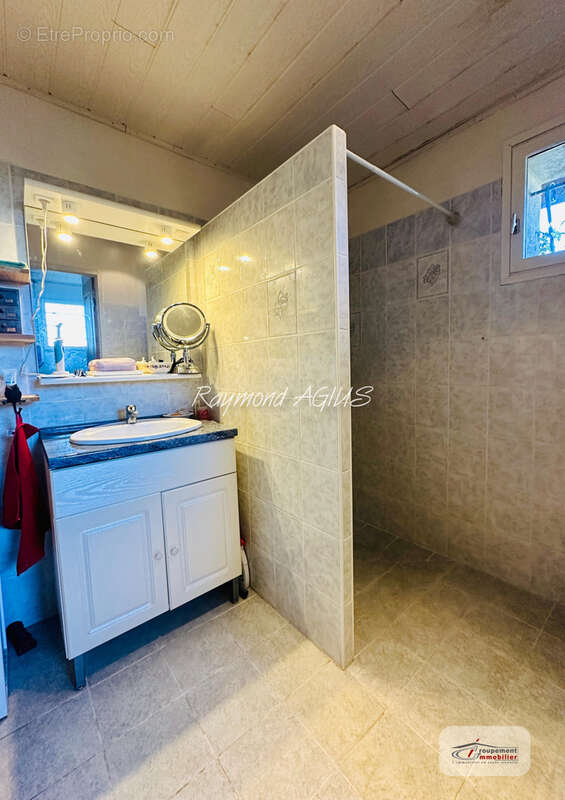 Charmante maison familiale de 4 chambres avec piscine et jardin arboré - photo 33