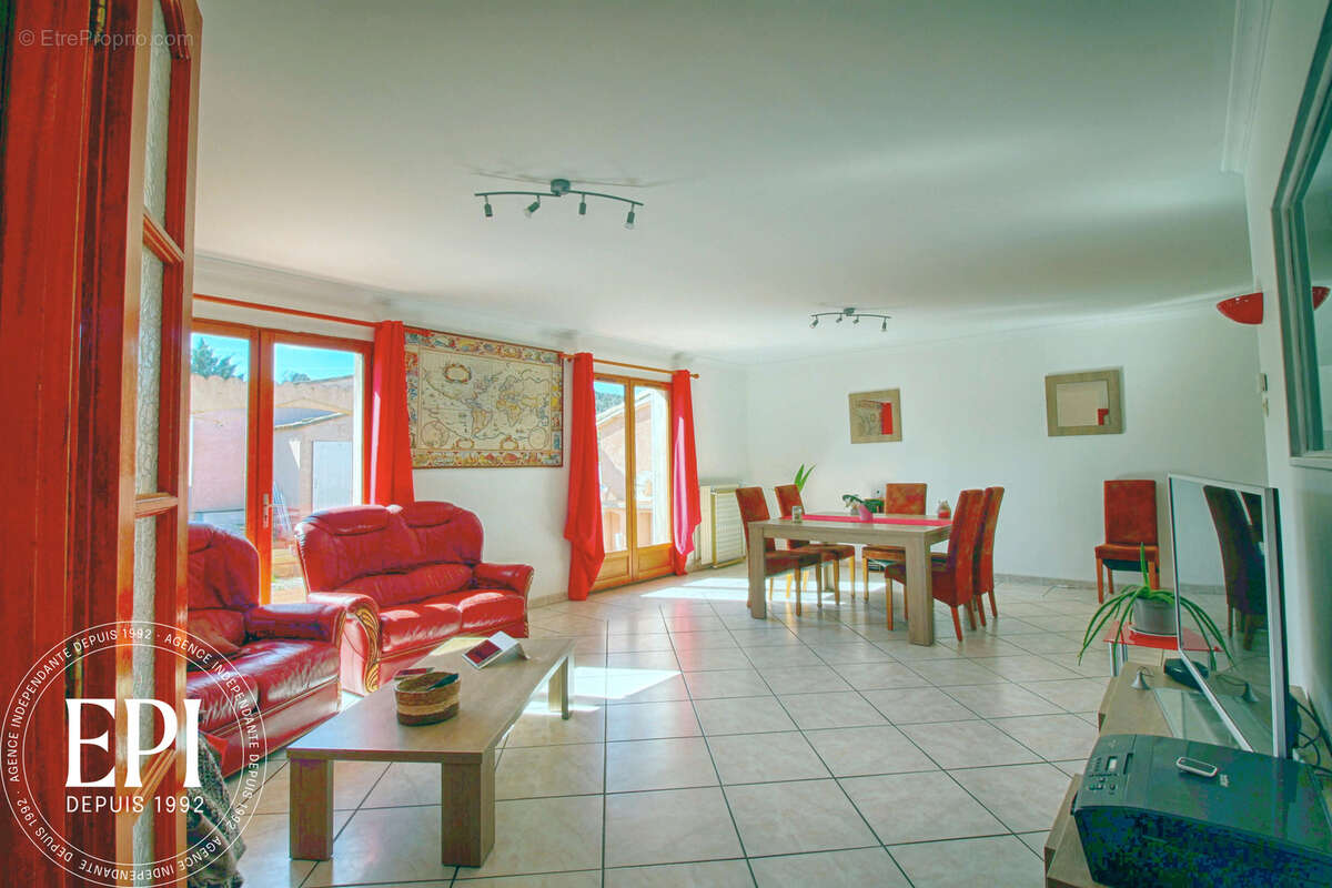 Maison à PREIXAN